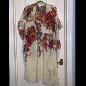 LAST CHANCE!! Floral poncho/wrap, one-size